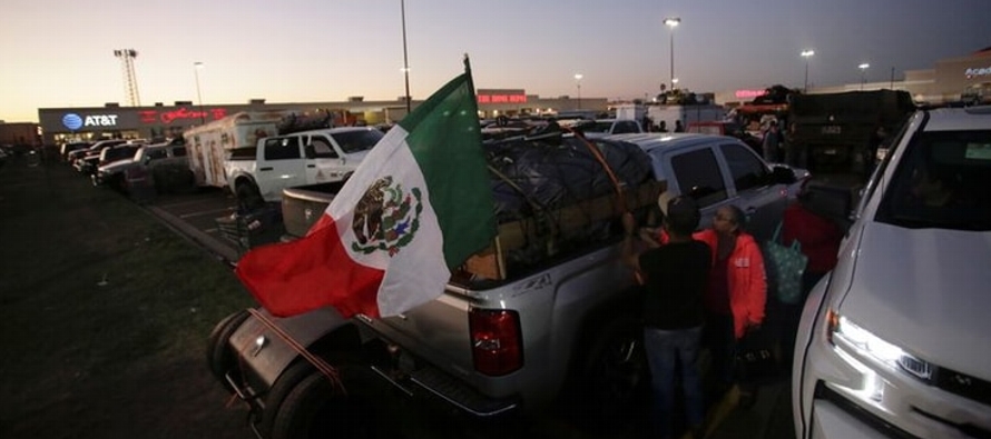 Los mexicanos, todos con su situación legalizada en Estados Unidos, conducían grandes...