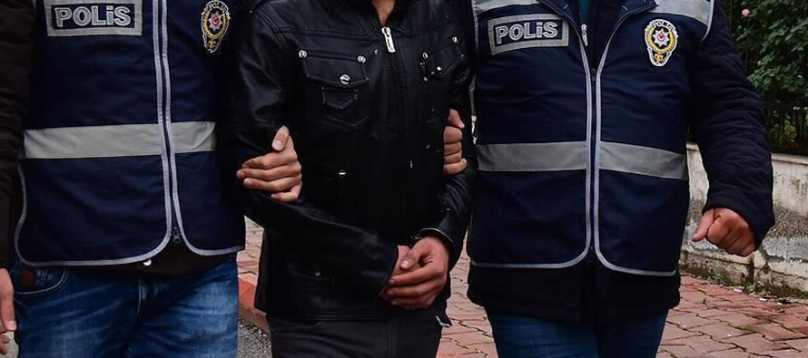Al menos 33 extranjeros fueron detenidos en Ankara, la capital, en una operación conjunta...