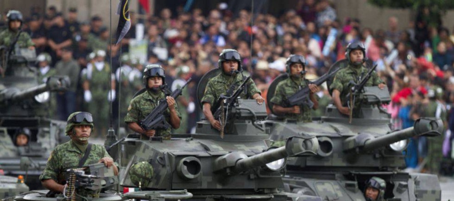 Junto con la creciente violencia, el cártel de Los Zetas empezó a extorsionar a los...
