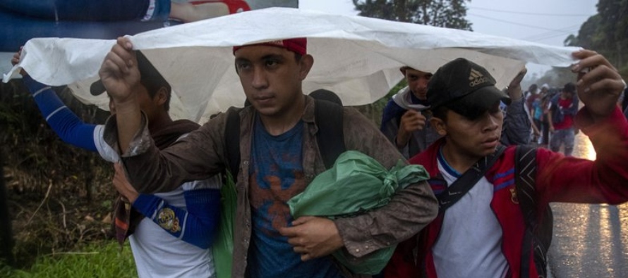 Un policía guatemalteco que se negó a ser identificado por su nombre dijo que Estados...