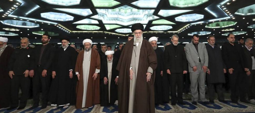 La máxima autoridad política y espiritual de la República Islámica ha...