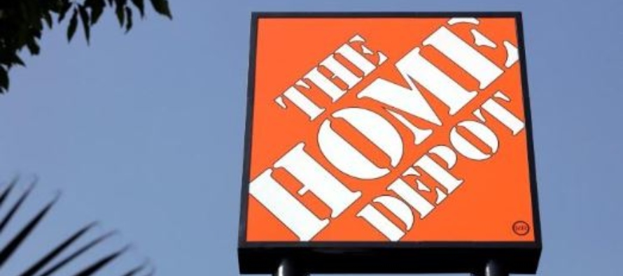 Cerca de 6,200 trabajadores de Home Depot están dentro del contrato colectivo de trabajo de...