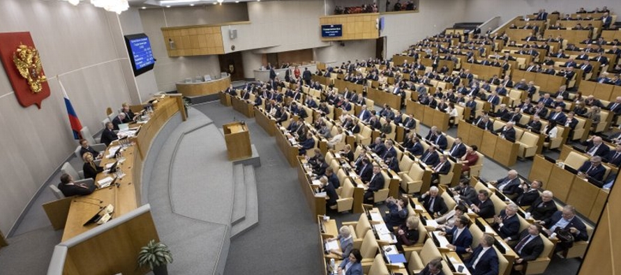 La Duma Estatal, la cámara baja del Parlamento controlada por el Kremlin, aprobó las...