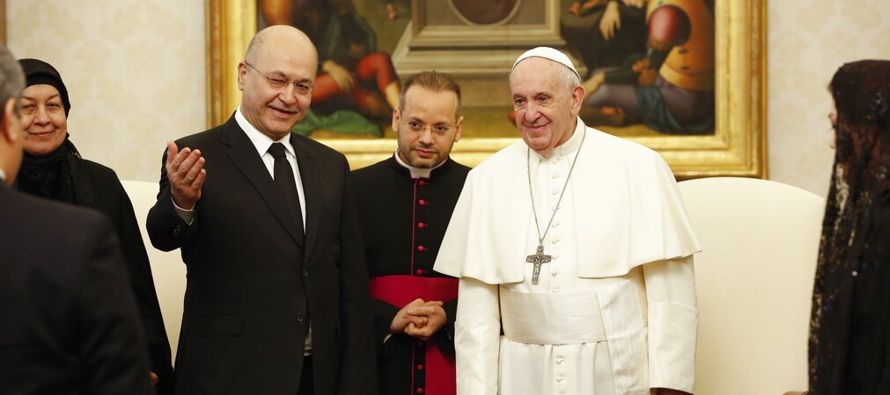 El Vaticano exhortó al presidente de Irak, Barham Saleh, el sábado a que garantice la...