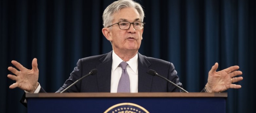 El informe señala que la Fed “seguirá monitoreando las implicaciones de la...