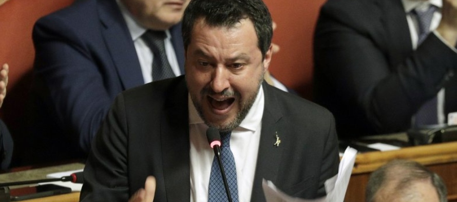 Horas antes, mientras el Senado debatía su destino, Salvini dijo: “Quiero estar...
