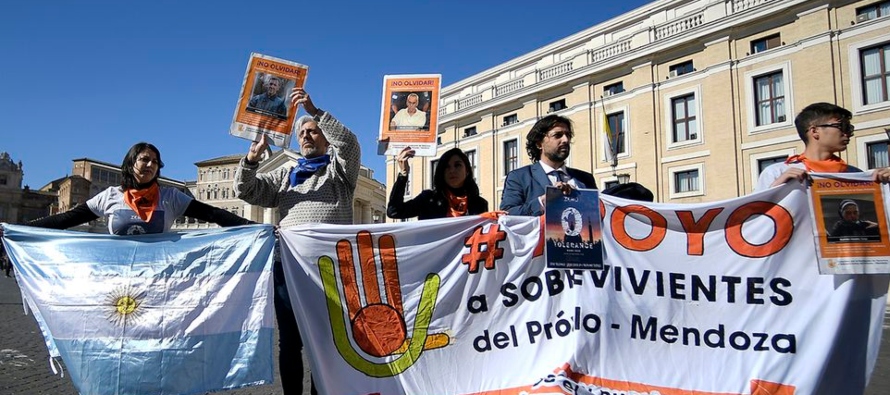 En noviembre dos curas fueron condenados en Argentina a más de 40 años de...