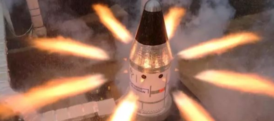 En 2010, la NASA probó la funcionalidad de LAS en el Pad Abort-1, una prueba que...