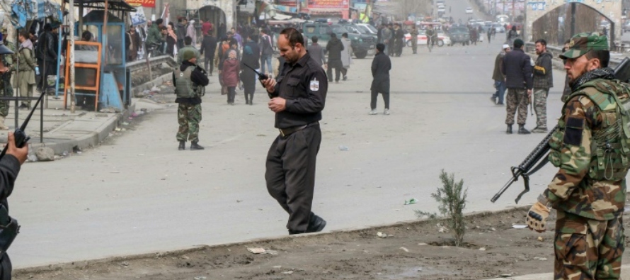 Se trata del primer atentado en la capital afgana desde la firma del acuerdo entre los talibanes y...