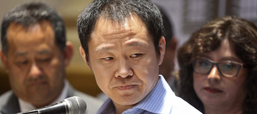 Un fiscal pidió el lunes 12 años de cárcel contra Kenji Fujimori, hijo menor...