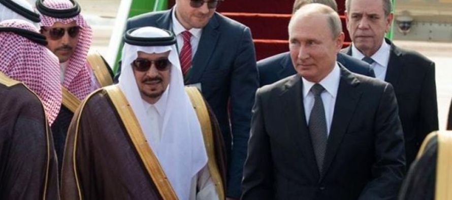 Los precios mundiales del petróleo cayeron un tercio después de que Riad...