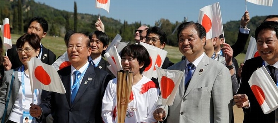 Los gobiernos de Japón y Tokio, los organizadores locales y el Comité Olímpico...