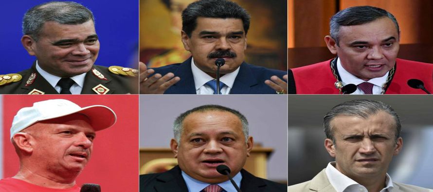 Fiscales federales anunciaron el jueves las imputaciones de narcoterrorismo contra Maduro....