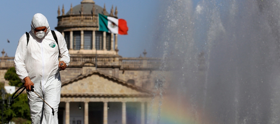 El Gobierno de México decretó este lunes emergencia sanitaria por causa de fuerza...