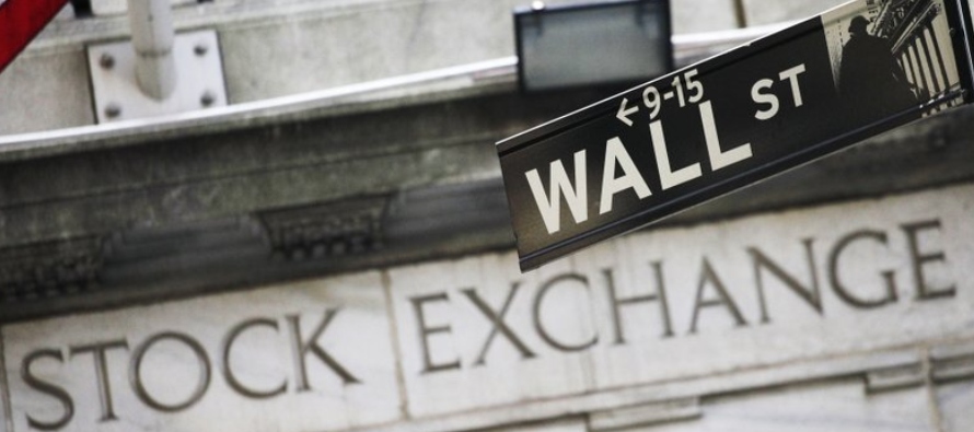 Los precios de las acciones cayeron el martes y Wall Street cerró su peor trimestre desde...