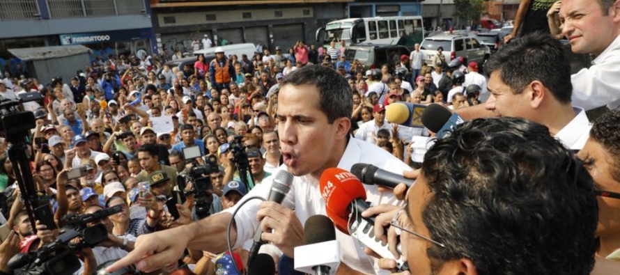 Las autoridades venezolanas sostienen que el armamento iba a ser utilizado para atentar contra...