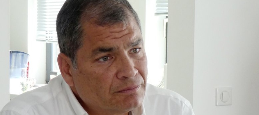 Correa fue condenado junto a otros 19 altos funcionarios y empresarios involucrados en una red de...