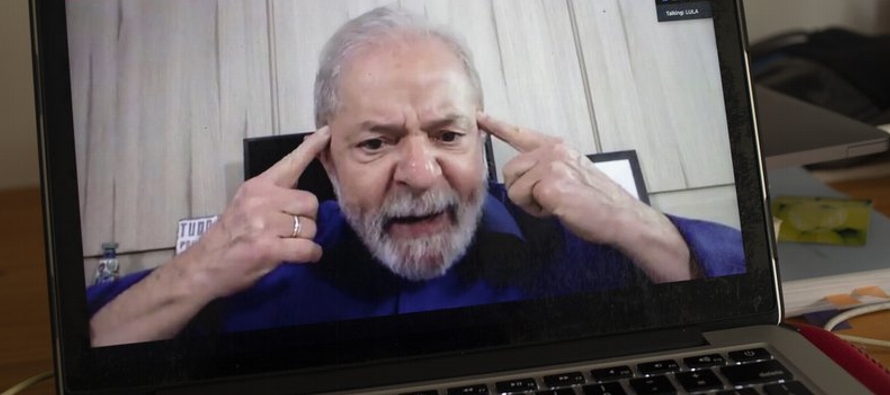 Lula dijo que el rechazo de Bolsonaro a las exhortaciones para que la gente practique el...