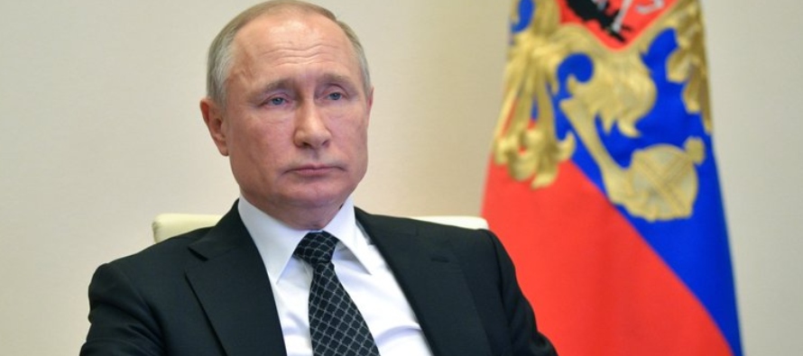 En un discurso televisado el jueves, Putin dijo que las festividades en la Plaza Roja se...