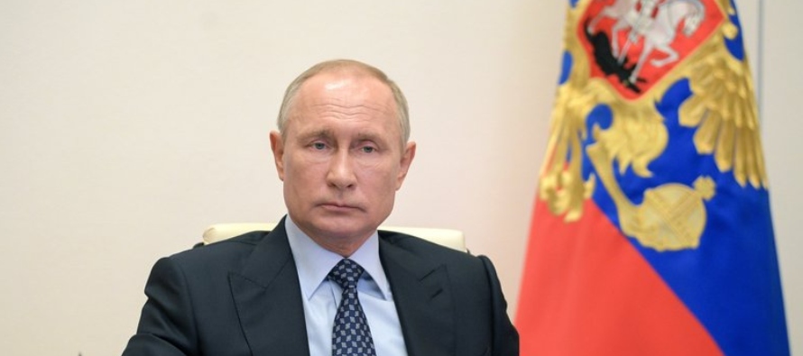 El presidente ruso Vladimir Putin durante una videoconferencia sobre energía en la...