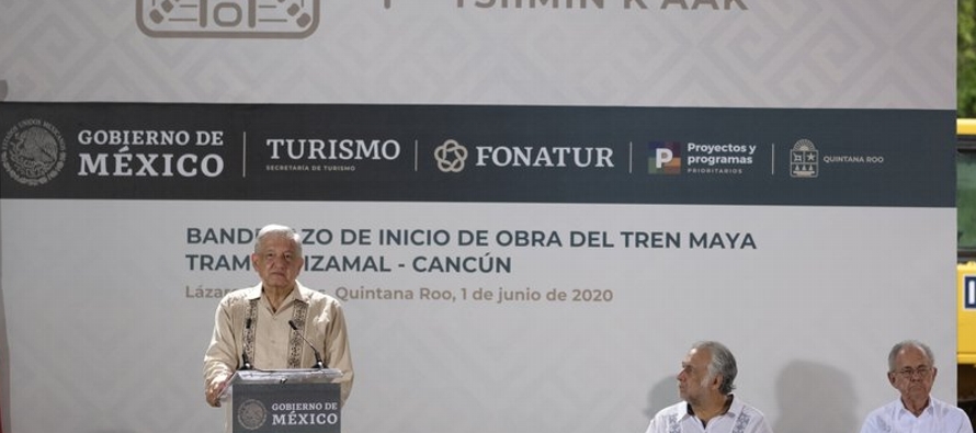 Mientras el coronavirus se propaga por México, el presidente —conocido popularmente...