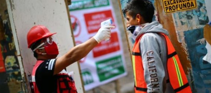 Los casos conocidos de coronavirus en México suman ahora 97,326, mientras que los decesos se...