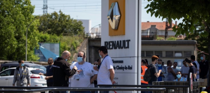 Renault, con graves dificultades financieras y debilitado por la crisis del coronavirus,...