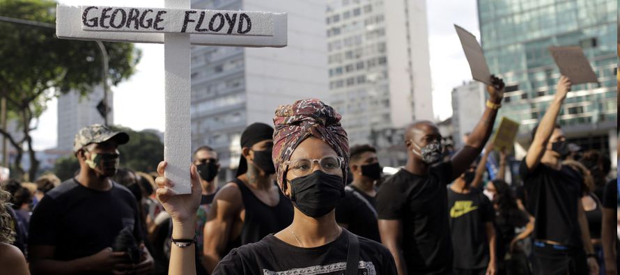 “La cuestión racial en Brasil es todavía más grave que en Estados...