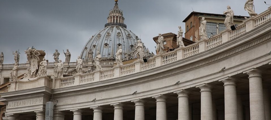 Lamentando la creciente brecha entre ricos y pobres, el Vaticano dijo que la pandemia había...
