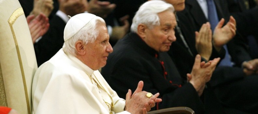 Benedicto XVI llegó a Ratisbona, Alemania, donde vive su hermano, el reverendo Georg...