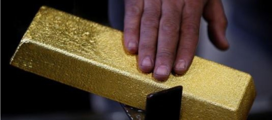 El oro al contado <XAU => avanzó un 0,3% a 1.767,28 dólares la onza a las 1750...