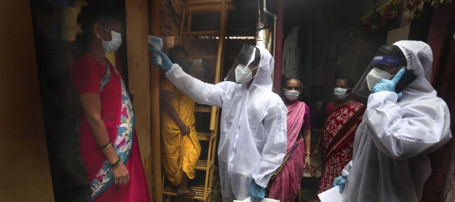 India es el cuarto país más afectado por la pandemia de COVID-19 en el mundo...