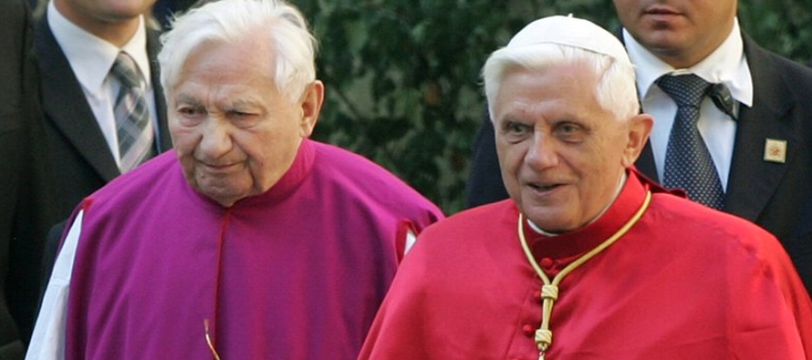 La diócesis de Regensburg dijo el jueves que Ratzinger será enterrado en el...