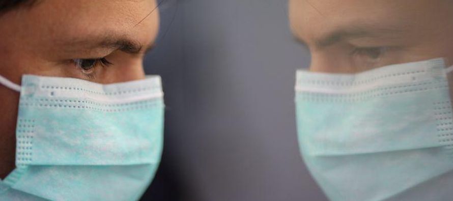 El nuevo test potencial usaría muestras de frotis nasal, dijeron dos investigadores, y...