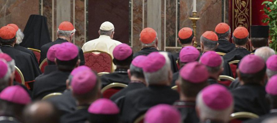El Vaticano emitió un muy esperado manual para obispos y líderes eclesiásticos...
