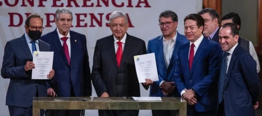 El presidente Andrés Manuel López Obrador destacó que la reforma supone un...