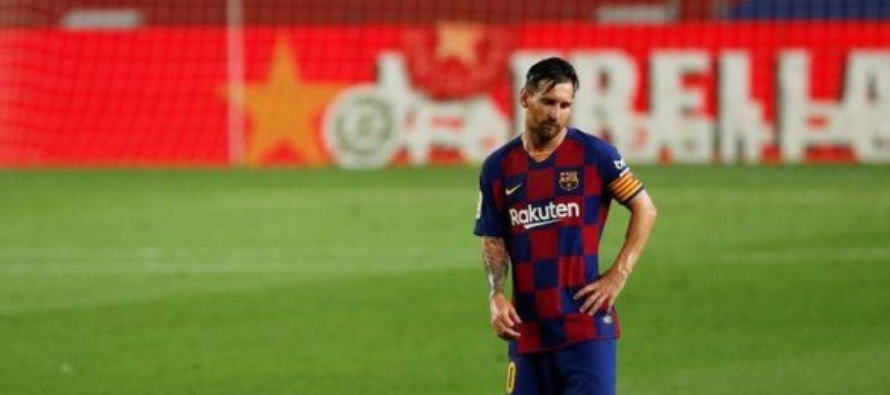Messi, cuyo acuerdo expira en 2021, había llamado a su equipo “débil” e...