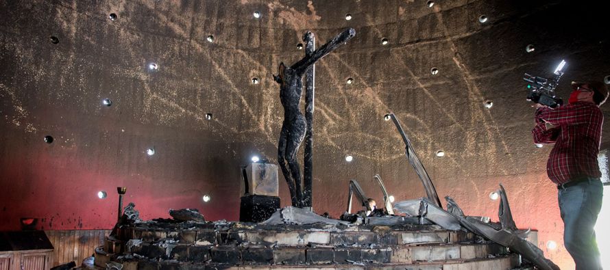 La quema de la capilla de la Sangre de Cristo registrada este viernes en Managua es la tercera...