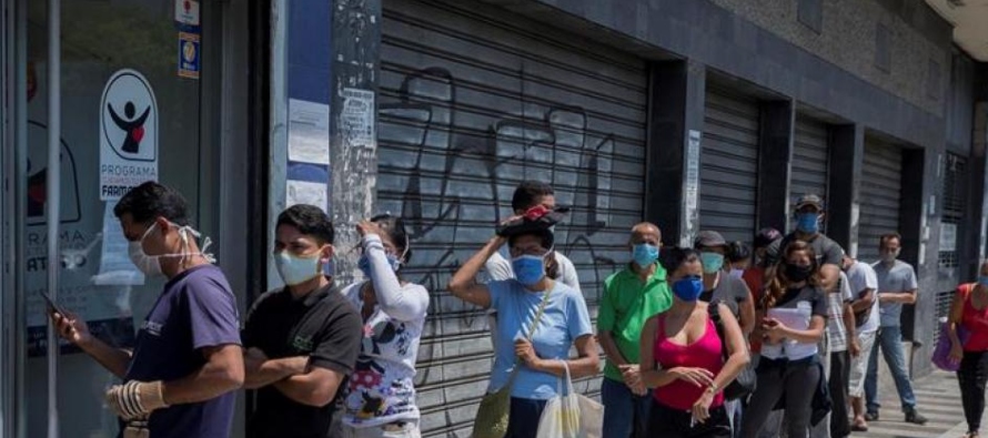 México, con 128,8 millones de habitantes, registró hasta el jueves 50.517 defunciones...