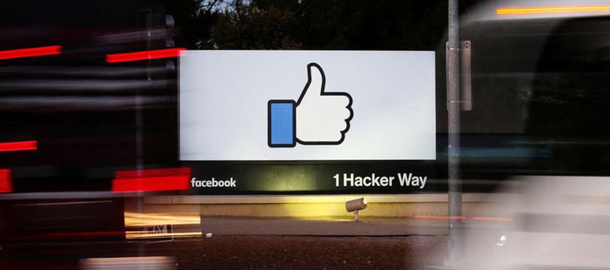 Facebook dijo que extenderá su política de autorización de avisos para abarcar...