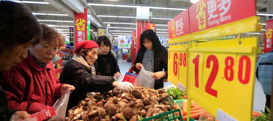 El presidente Xi Jinping calificó esta semana el desperdicio de alimentos como...