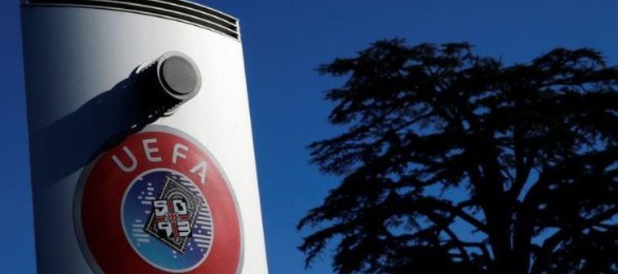 La UEFA organizó el miércoles una teleconferencia con los 55 secretarios generales de...
