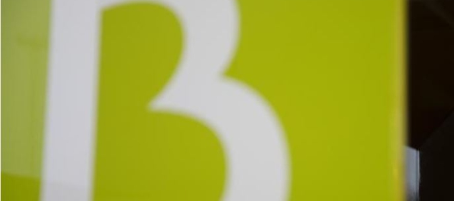 Un logo de Bankia en la sede del banco antes de una conferencia de resultados, el 30 de enero de...