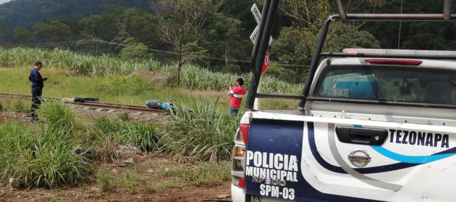 El cuerpo de Valdivia fue hallado decapitado y con signos de violencia en el municipio de Tezonapa,...