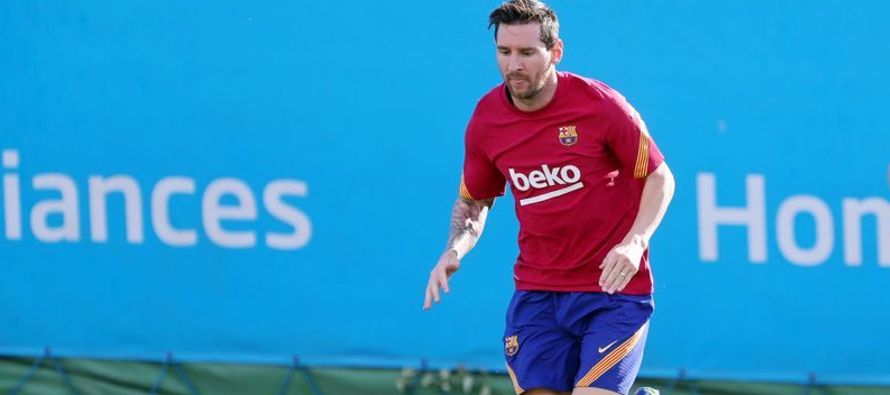 Messi confirmó la semana pasada que seguirá en el Barca, en el que ha pasado toda su...