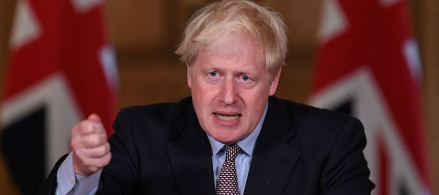 La UE afirma que el plan de Johnson hará naufragar las conversaciones comerciales y...