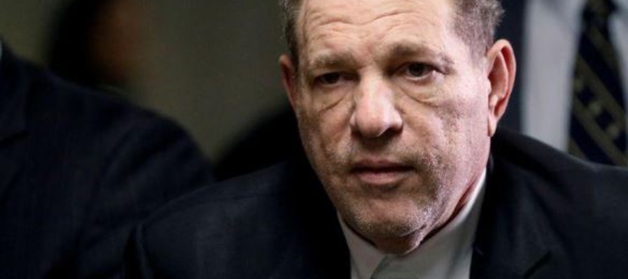 Weinstein, de 68 años, cumple una condena de 23 años de prisión en el estado...