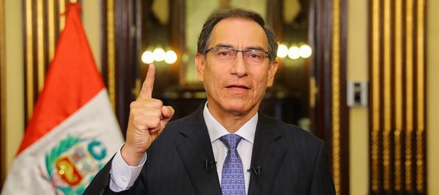 l presidente peruano Martín Vizcarra sobrevivió el viernes a un proceso de...