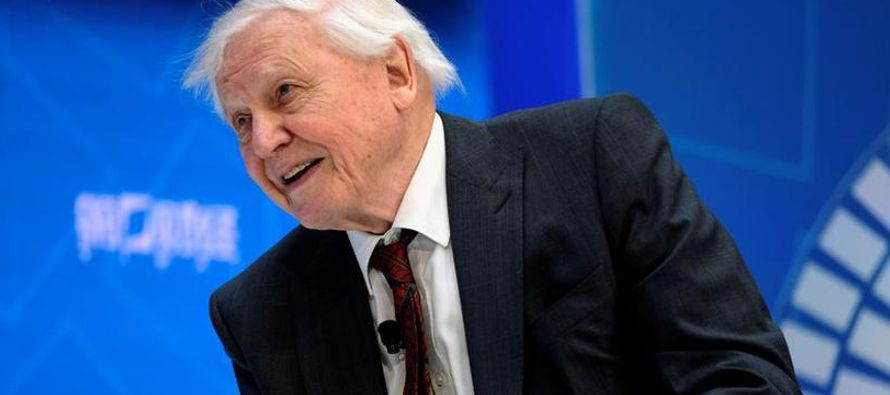 La película “David Attenborough: A Life On Our Planet” presenta su...