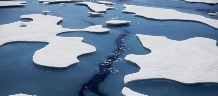 En la década de 1980, la cubierta de hielo era cerca de 2,7 millones de kilómetros...